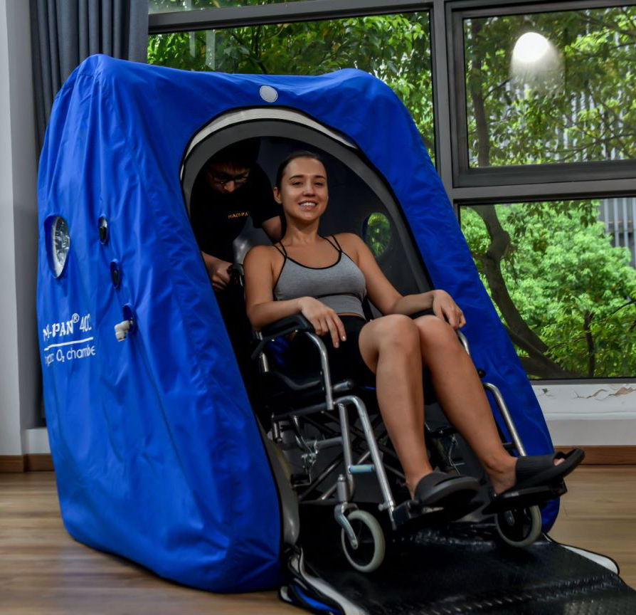 Meubon HBOT 1.3ATA Hyperbaric Oxygen Chamber Cabin I Wheel